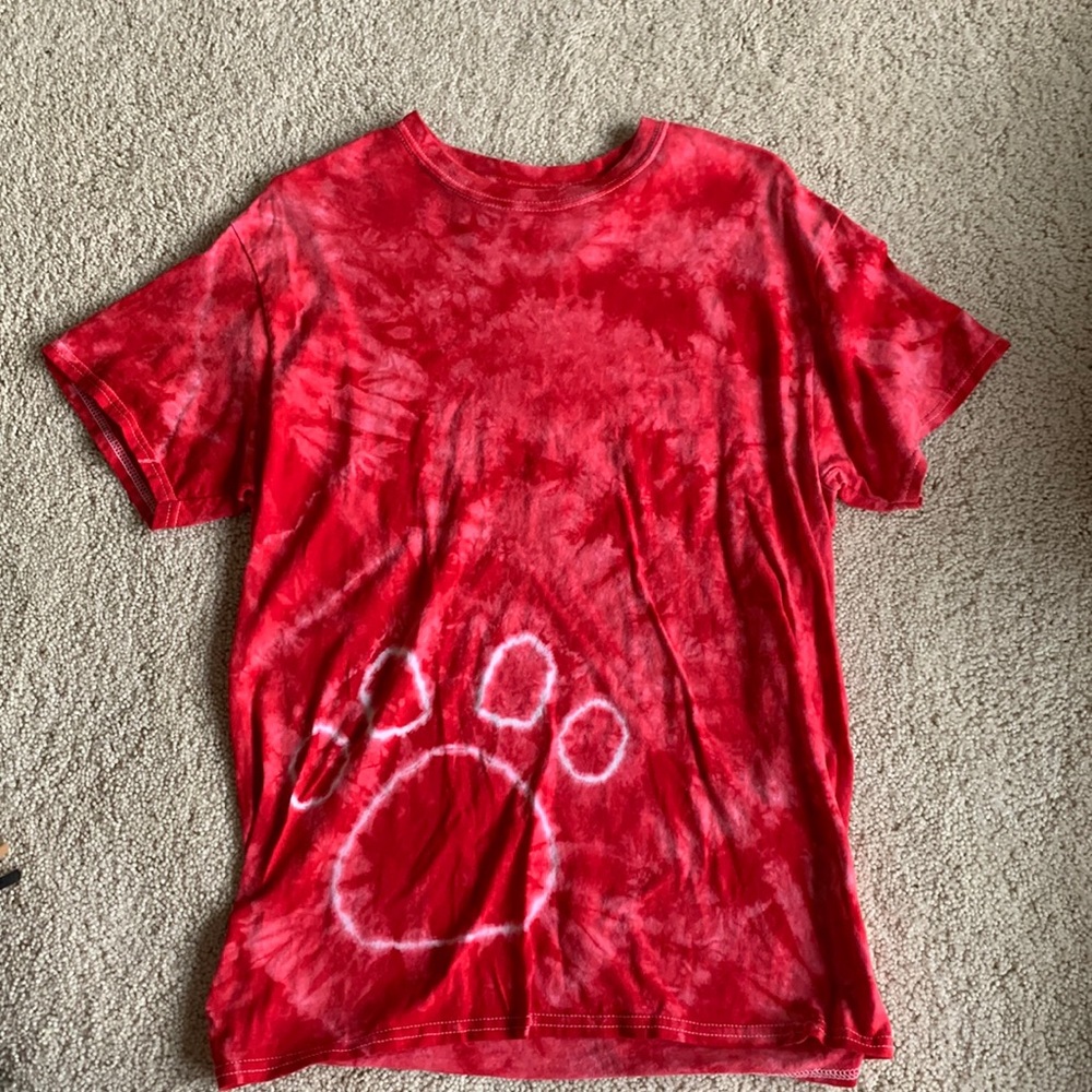 Red tie dye f-shirt with paw print on it - pets, dogs, cats